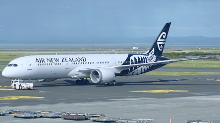 Air New Zealand Business Class Review - B787-9 Dreamliner (+ NEW Auckland  International Lounge) - YouTube